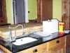 110-kitchen2
